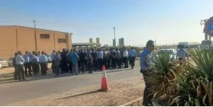 تجمع اعتراضی کارگران پایانهها و مخازن پتروشیمی بندر معشور
